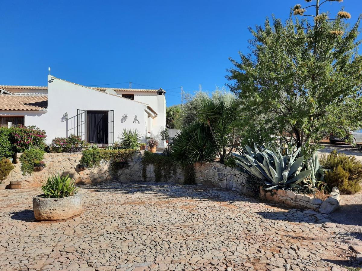 Hacienda La Buena Vida B&B En Appartementen Casita La Bruja Algarinejo Eksteriør billede